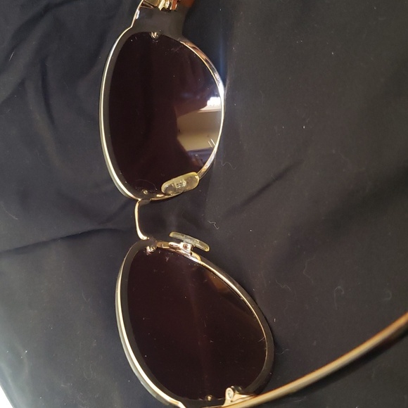 Esprit sunglasses - Picture 3 of 7